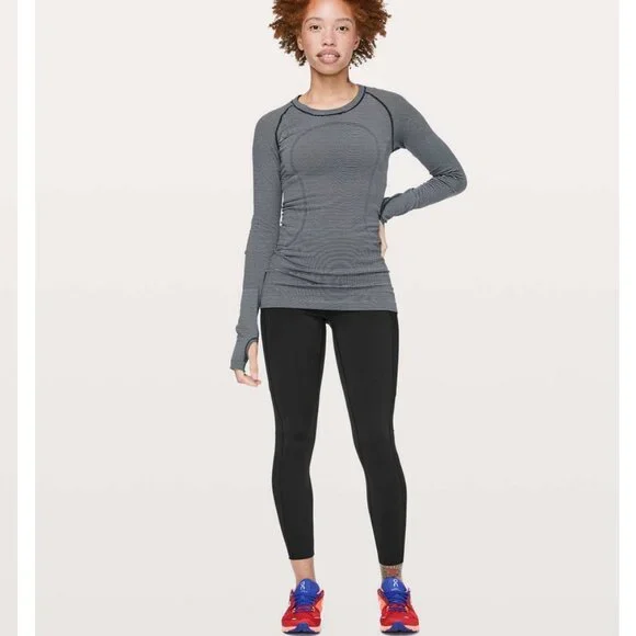 Lululemon Fast & Free 7/8 Tight Black 8 - Picture 3 of 10